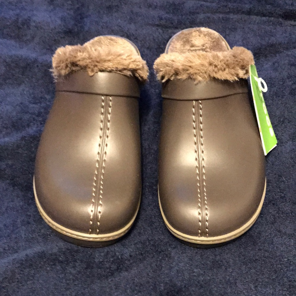 Crocs cobbler Eva lined clogs